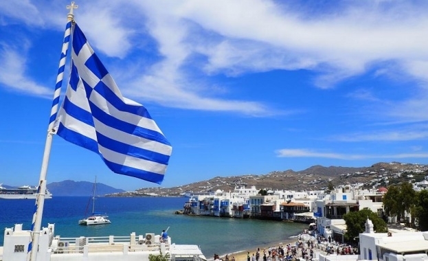 За четвърти пореден ден в Гърция има трицифрени нови случаи