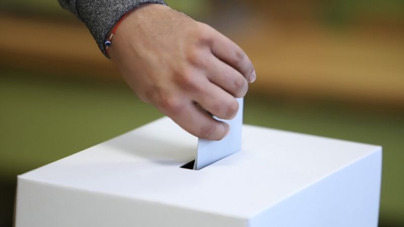 25,5% е избирателната активност във Варна към 14:00 часа, сочат