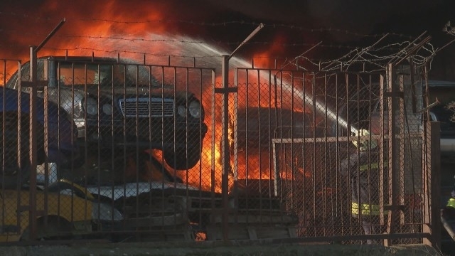 Огън горя в автоморга край Монтана, съобщиха от пресцентъра на