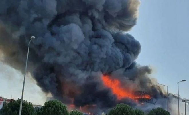Пожар е възникнал в маслопреработвателна фабрика в Кнежа потвърди кметът