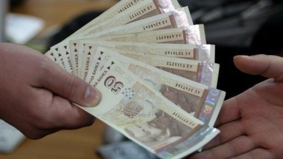 Най високи заплати в област Враца очаквано получават работниците в сферата