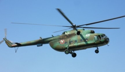 Петима са загиналите, след като два военни хеликоптера се сблъскаха