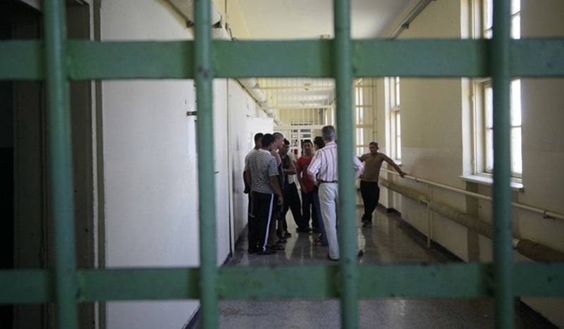 Наркотици са били открити в затворническото общежитие от закрит тип