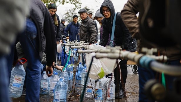 Възстановиха водоснабдяването в Киев, но системата все още не работи