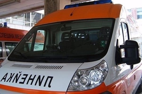 55 годишен шофьор на влекач блъсна 8 годишно дете в Бургаско съобщиха
