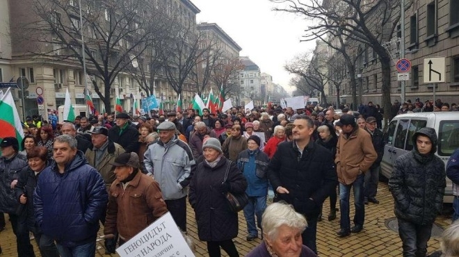 Българските пенсионери излизат на втори национален протест през Народното събрание