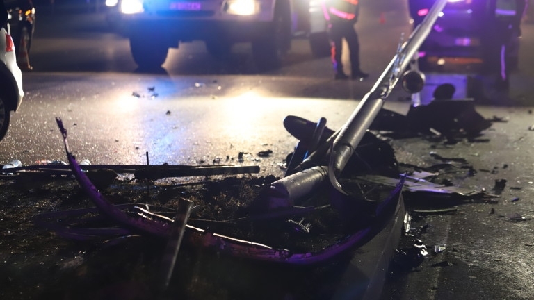 Пиян шофьор катастрофира във Великотърновско, съобщиха от полицията.
На 16 януари,