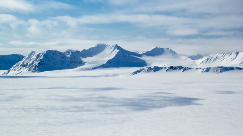 Кризата около COVID-19 не подмина и ледената Антарктида. Най-чистят континент