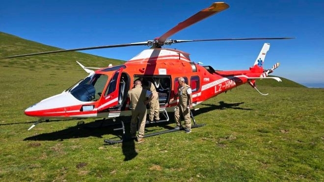 Хеликоптер за спешна медицинска помощ осъществи първата мисия за планинско