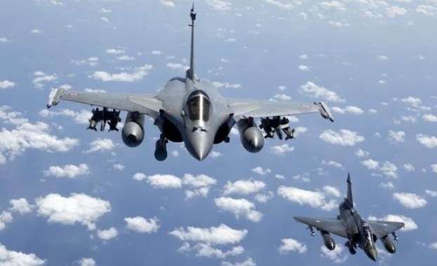 Свръхзвуков изтребител на американските Военно-въздушни сили се разби на територията