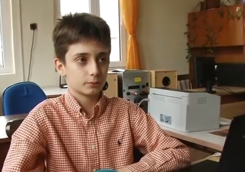 11-годишно момче от Асеновград стана най-младият студент в България. Петокласникът