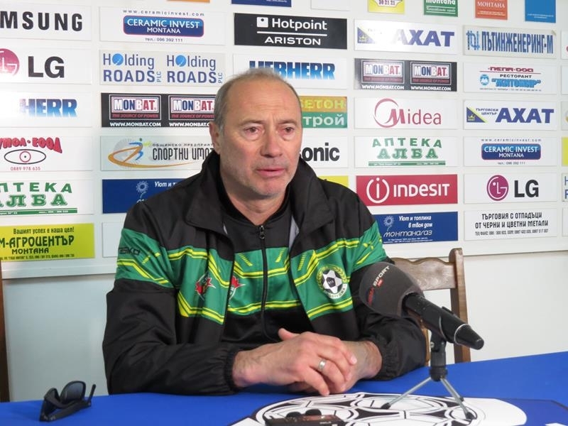 Емил Велев-Кокала е новият старши треньор на "Левски" (Лом). В