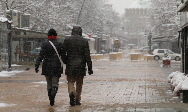 Днес от запад на изток ще има временни увеличения на