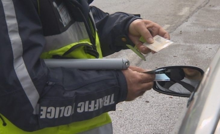Водач представил фалшива шофьорска книжка е заловен в Бойчиновци Вчера