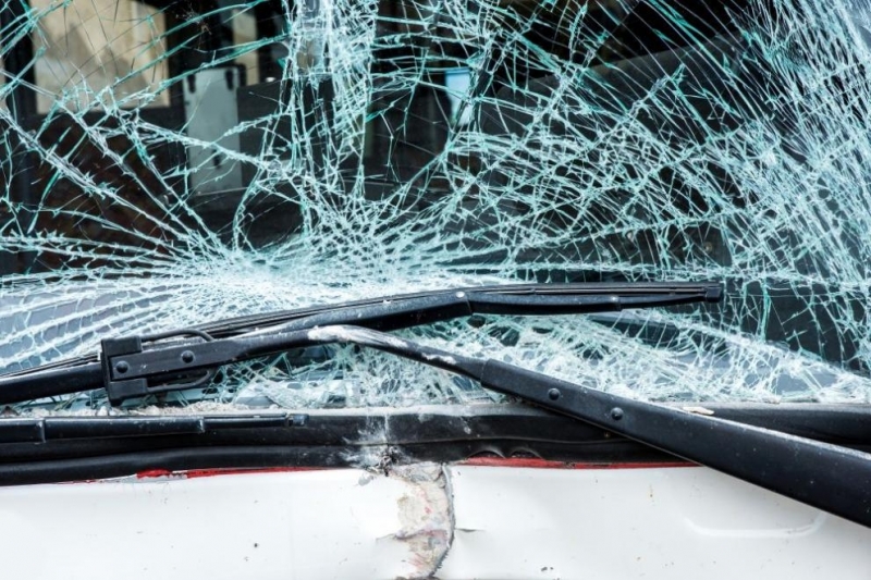 Шофьор загина след удар в дърво в Габровско съобщиха от