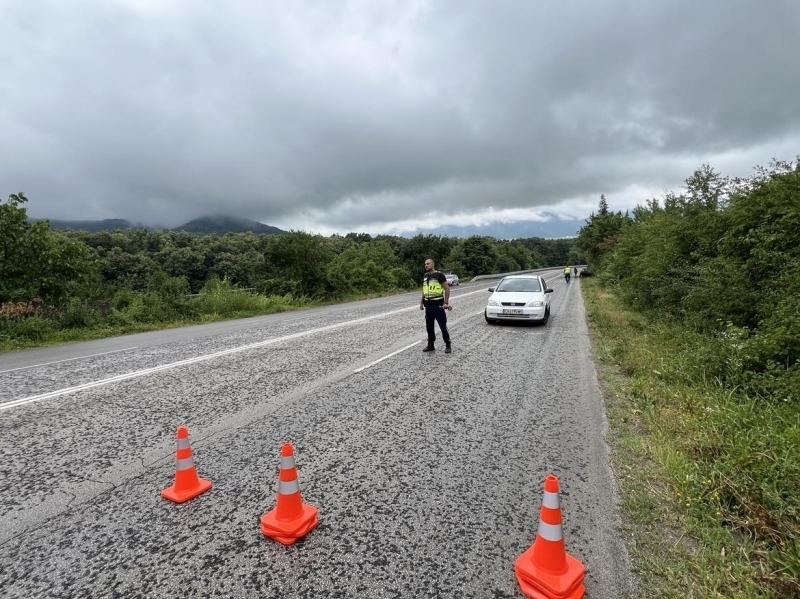 Дете пострада в катастрофа между две коли край Враца научи