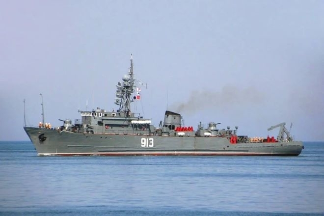 Украинските отбранителни сили са поразили руския морски миночистач Ковровец, съобщи