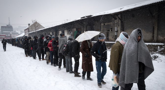 Мигрантите в лагера Вучак край Бихач продължават да отказват храна