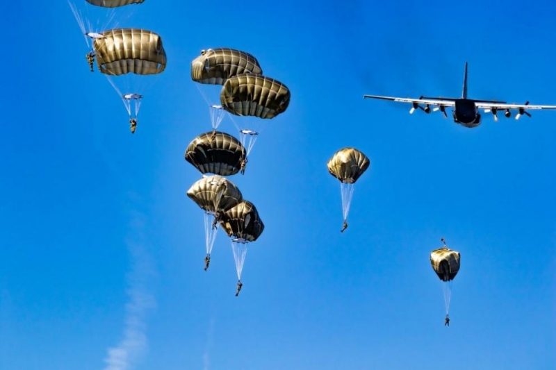 Военнослужещ е пострадал днес при изпълнение на планирани учебно-тренировъчни парашутни