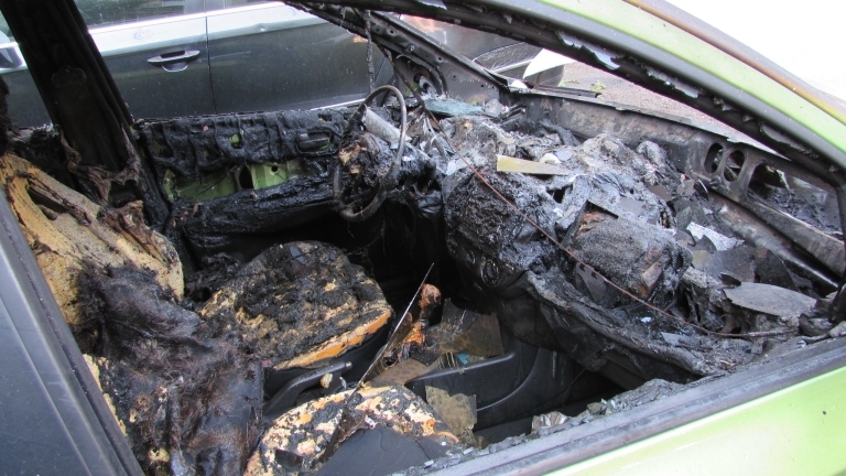 Кола е пламнала в Монтанско, съобщиха от пресцентъра на областната