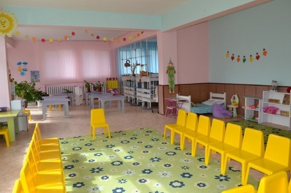 Апаши са обрали детска градина в Лом, съобщават от областната