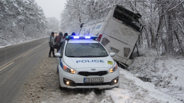 Турски автобус катастрофира тази сутрин на пътя Русе Бяла