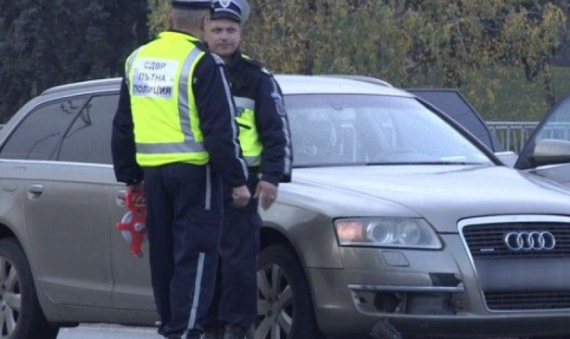 Полицейски служители са хванали врачанин шофирал след употреба на наркотични