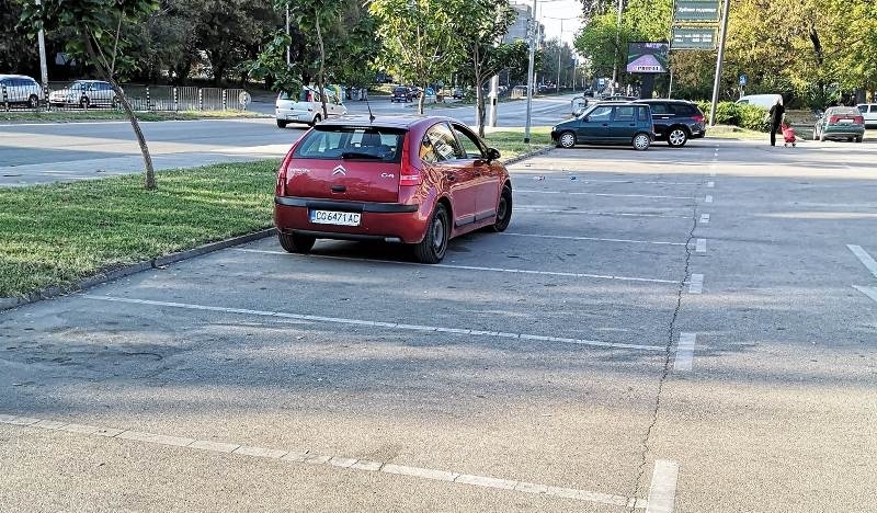 Поредният случай на нагло паркиране дразни видинчани научи агенция BulNews