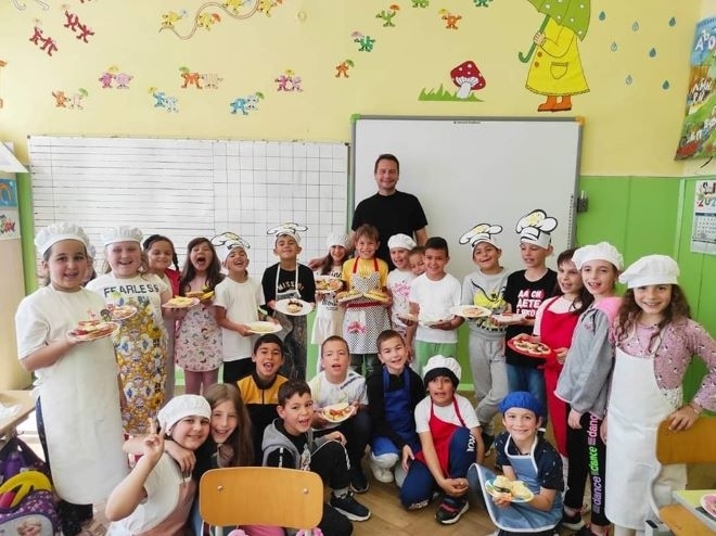 Деца от берковско училище развихриха кулинарните си умения научи BulNews