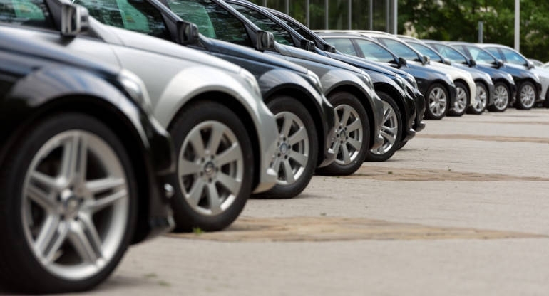 Продажбите на нови автомобили в ЕС са спаднали със 7 4