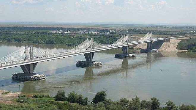 На ГКПП „Дунав мост 2“ при влизане и излизане от