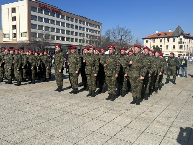 На тържествена церемония 22 ма новоназначени войници във Военно формирование