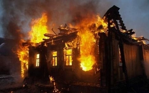 Пожар е бушувал в къща във врачанското село Рогозен, съобщиха