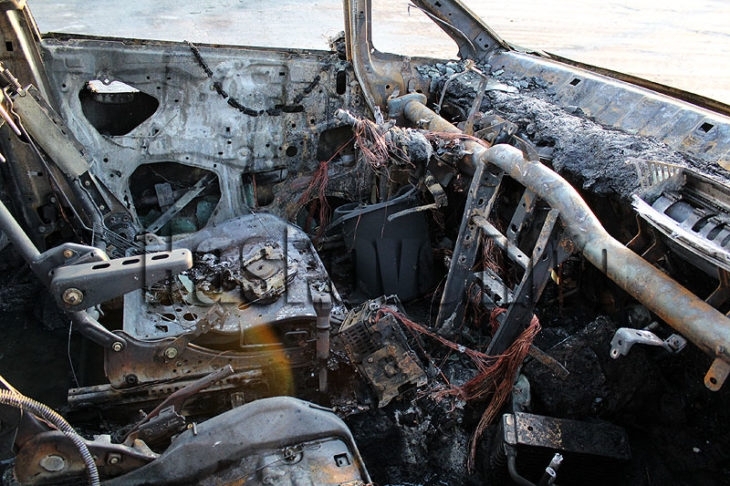 Лек автомобил „Лада Нива“ е изгорял в Монтана тази нощ,