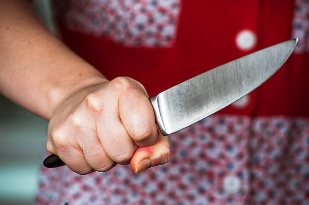 Жена е наръгала мъжа си с нож във врачанския квартал
