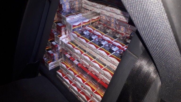 Задържаха над 600 000 контрабандни цигари на ГКПП "Кулата", съобщиха