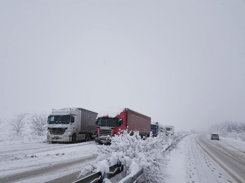 В област Враца пътната обстановка е нормална при зимни условия