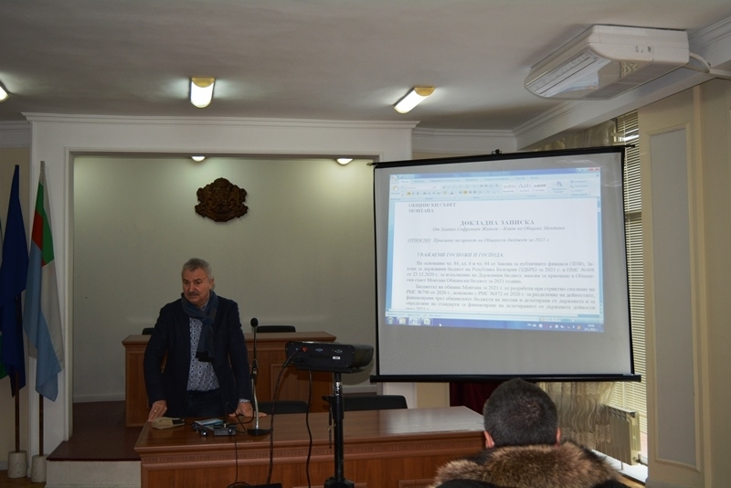 Кметът на Монтана Златко Живков представи на публично обсъждане основните