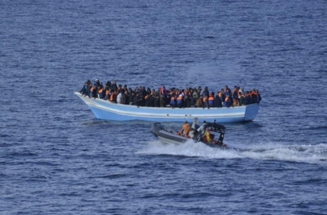 Най малко 43 мигранти от Западна Африка се удавиха край бреговете