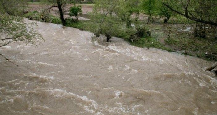 Микробус с мигранти падна в река Купа в Хърватия при