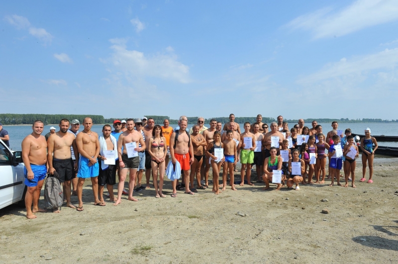 44 плувци се включиха в тазгодишното традиционно преплуване на река