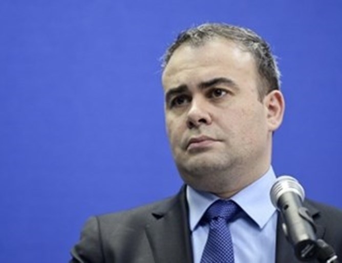 Бившият финансов министър на Румъния Дариус Вълков беше осъден на