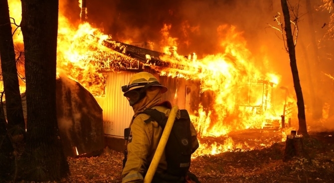 Жертвите от най смъртоносните пожари в щата Калифорния станаха 48 предадоха