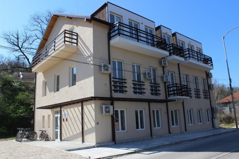 Частен съдебен изпълнител обяви на търг семеен хотел в Оряхово