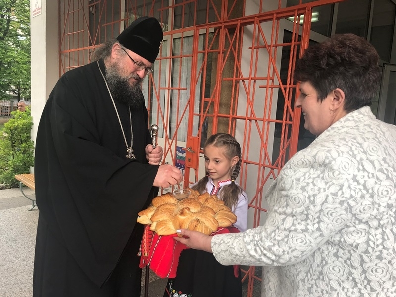 Врачанският митрополит Григорий бе гост в часа по религия на