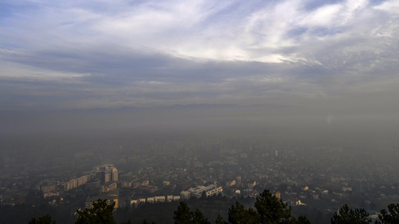 Със замърсяване на въздуха над 10 пъти над препоръчаните нива