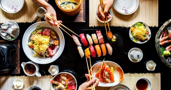 Суши е едно от най популярните японски ястия Има много и