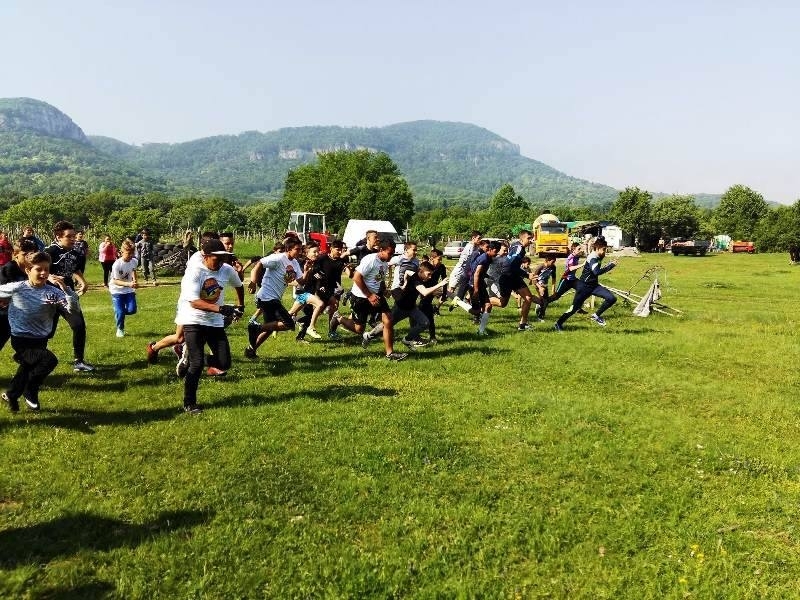 За поредна година община Враца организира пролетен спортно туристически празник Събитието