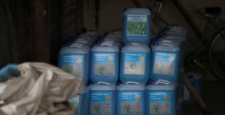 Крадци са задигнали близо 150 литра препарат за растителна защита