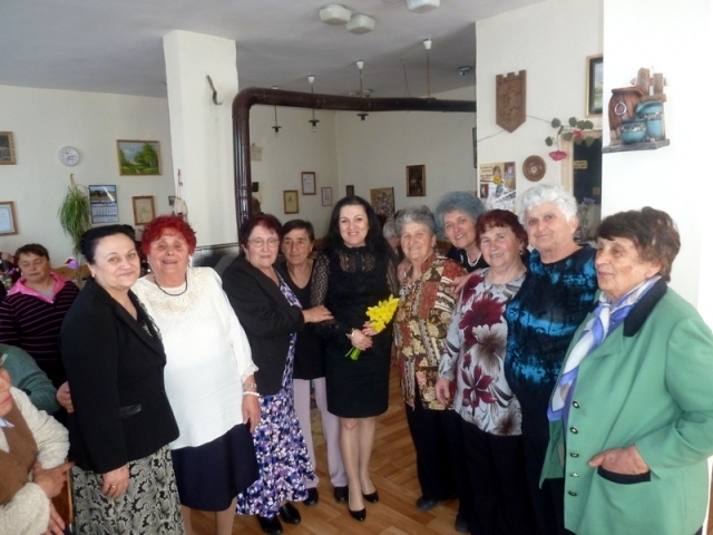 Кметът на община Борован инж Десислава Тодорова посети днес Клуб